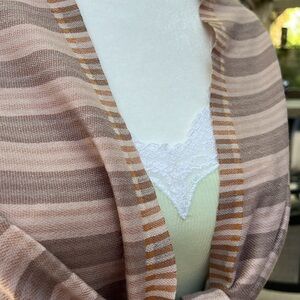 Stunning wool scarf by Phoenix